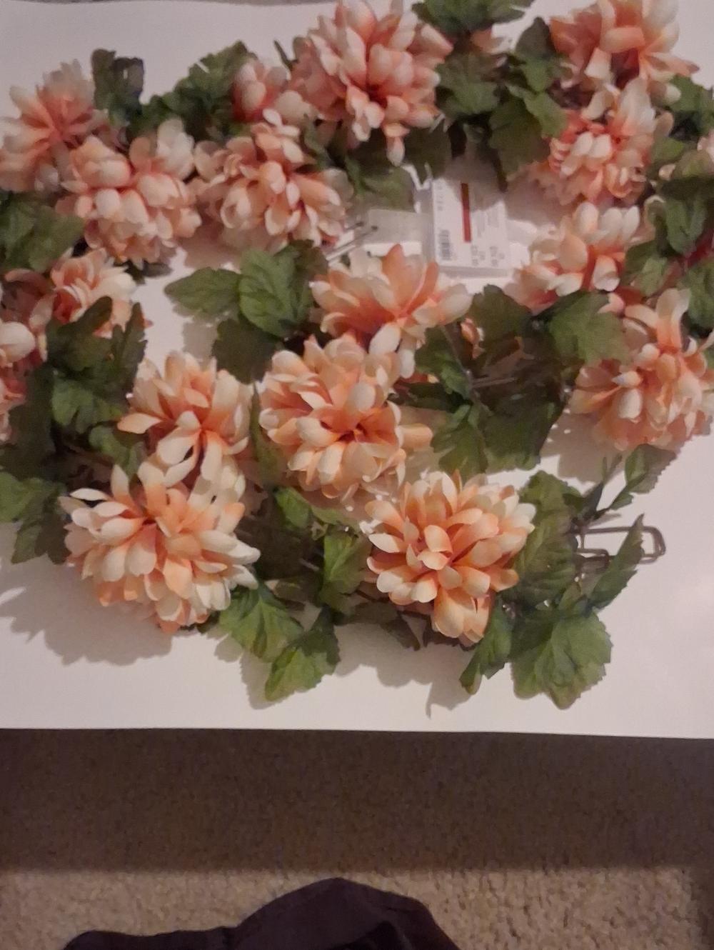 Ashland Cream Mum Garland